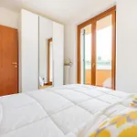 Calmasino - Swimming Pool And Garda 卡瓦翁贝罗内斯